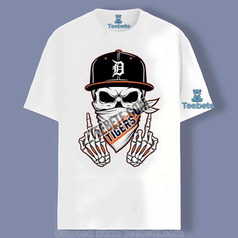 Detroit Tigers Snoopy Baseball Running Color Shirt Detroit Tigers Snoopy Baseball Running Color Shirt