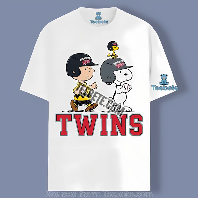 Minnesota Twins Charlie Brown And Snoopy Play Together Shirt