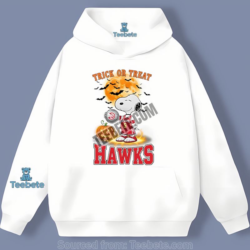 Atlanta Hawks Halloween Snoopy Trick Or Treat Hoodie Atlanta Hawks Halloween Snoopy Trick Or Treat Hoodie
