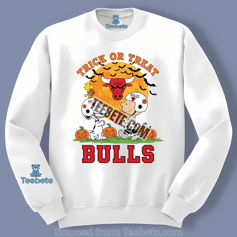 Chicago Bulls Charlie Brown Halloween Sports Long Sleeve Chicago Bulls Charlie Brown Halloween Sports Long Sleeve