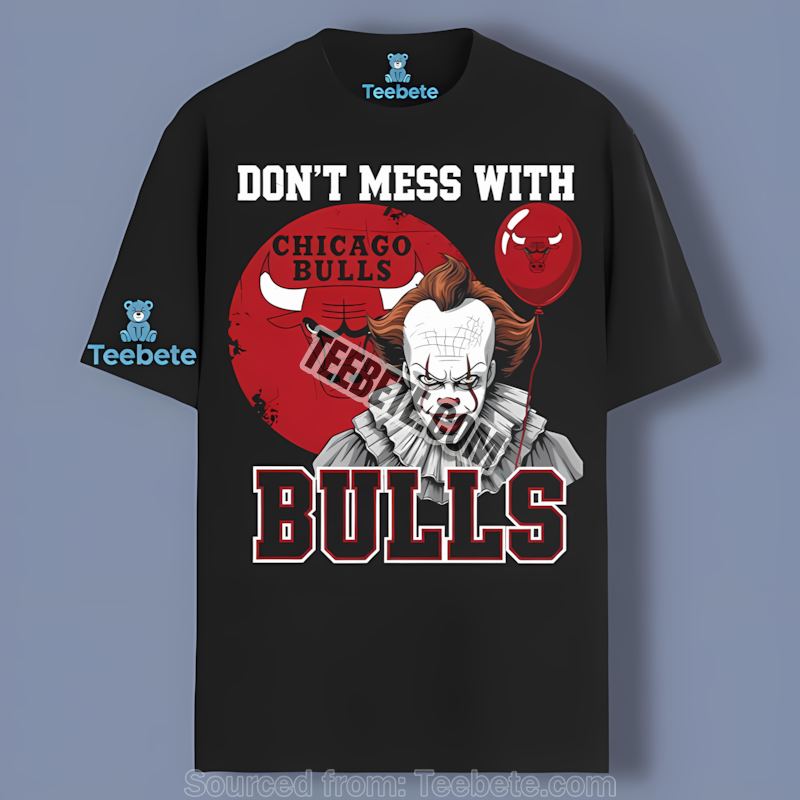 Chicago Bulls Pennywise Haunts Halloween Adults Shirt