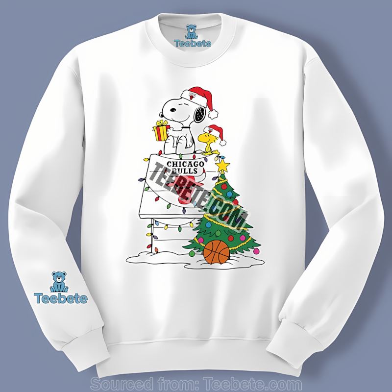 Chicago Bulls Woodstock And Snoopy Xmas Retro Long Sleeve Chicago Bulls Woodstock And Snoopy Xmas Retro Long Sleeve