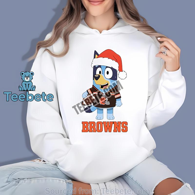 Cleveland Browns Bluey Santa Hat Christmas Womens Hoodie Cleveland Browns Bluey Santa Hat Christmas Womens Hoodie
