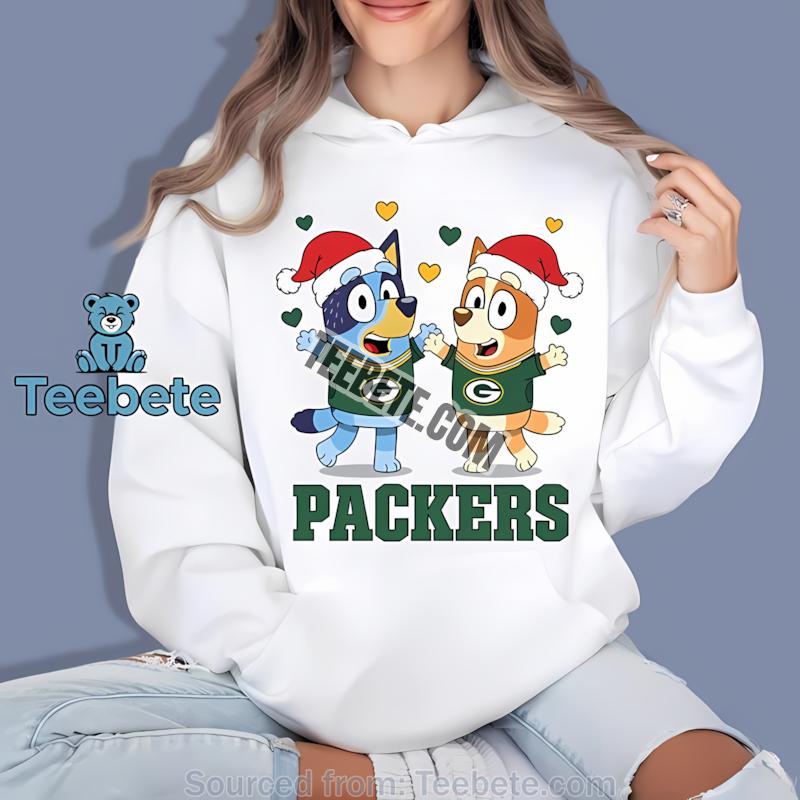Green Bay Packers Bluey And Bingo Christmas Dancing Retro Hoodie Green Bay Packers Bluey And Bingo Christmas Dancing Retro Hoodie