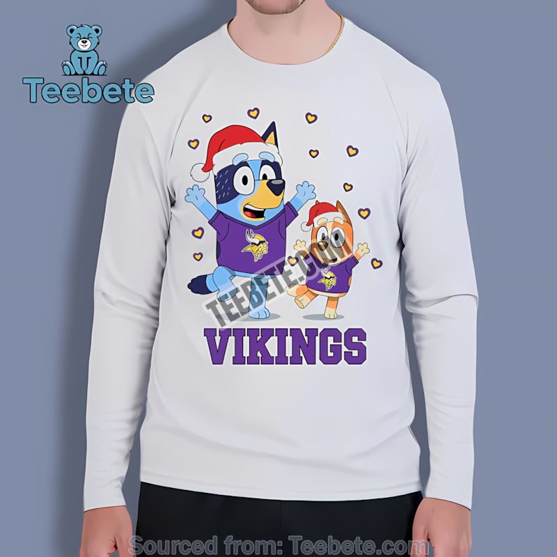 Minnesota Vikings Bluey And Bingo Christmas Dancing Long Sleeve Minnesota Vikings Bluey And Bingo Christmas Dancing Long Sleeve