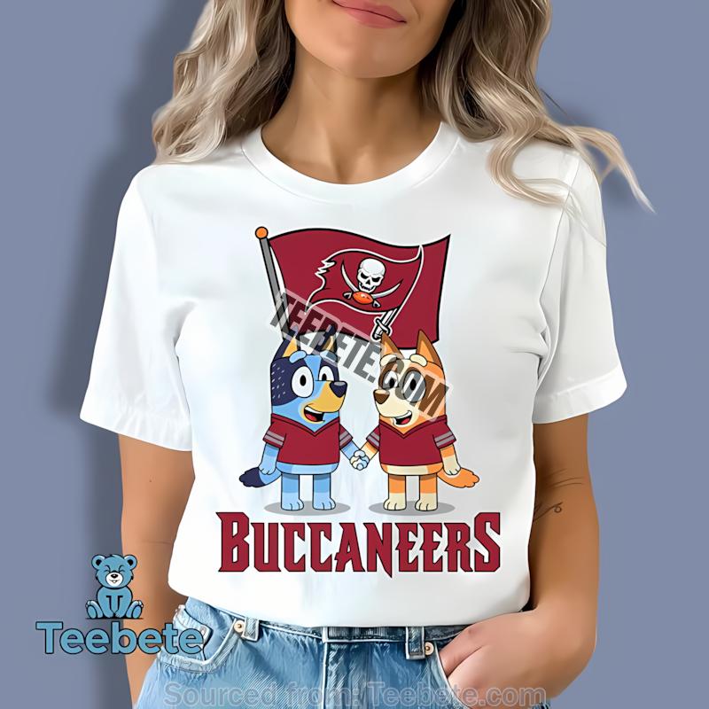 Tampa Bay Buccaneers Bluey And Bingo Holding Hands Shirt