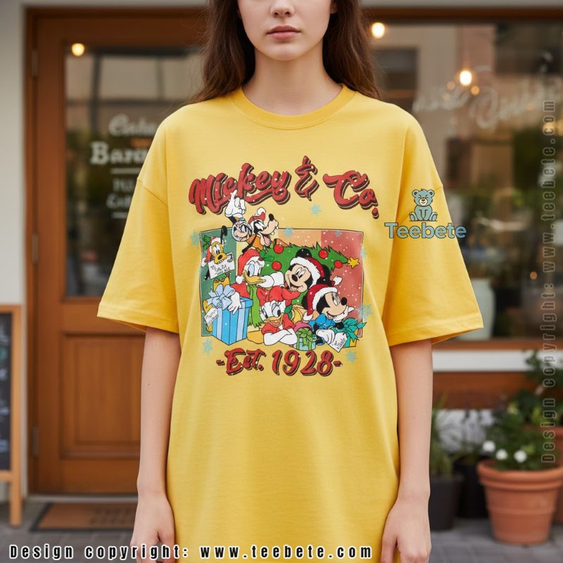 Disney Est 1928 Christmas Group Shirt Mickey Minnie Donald Goofy Pluto