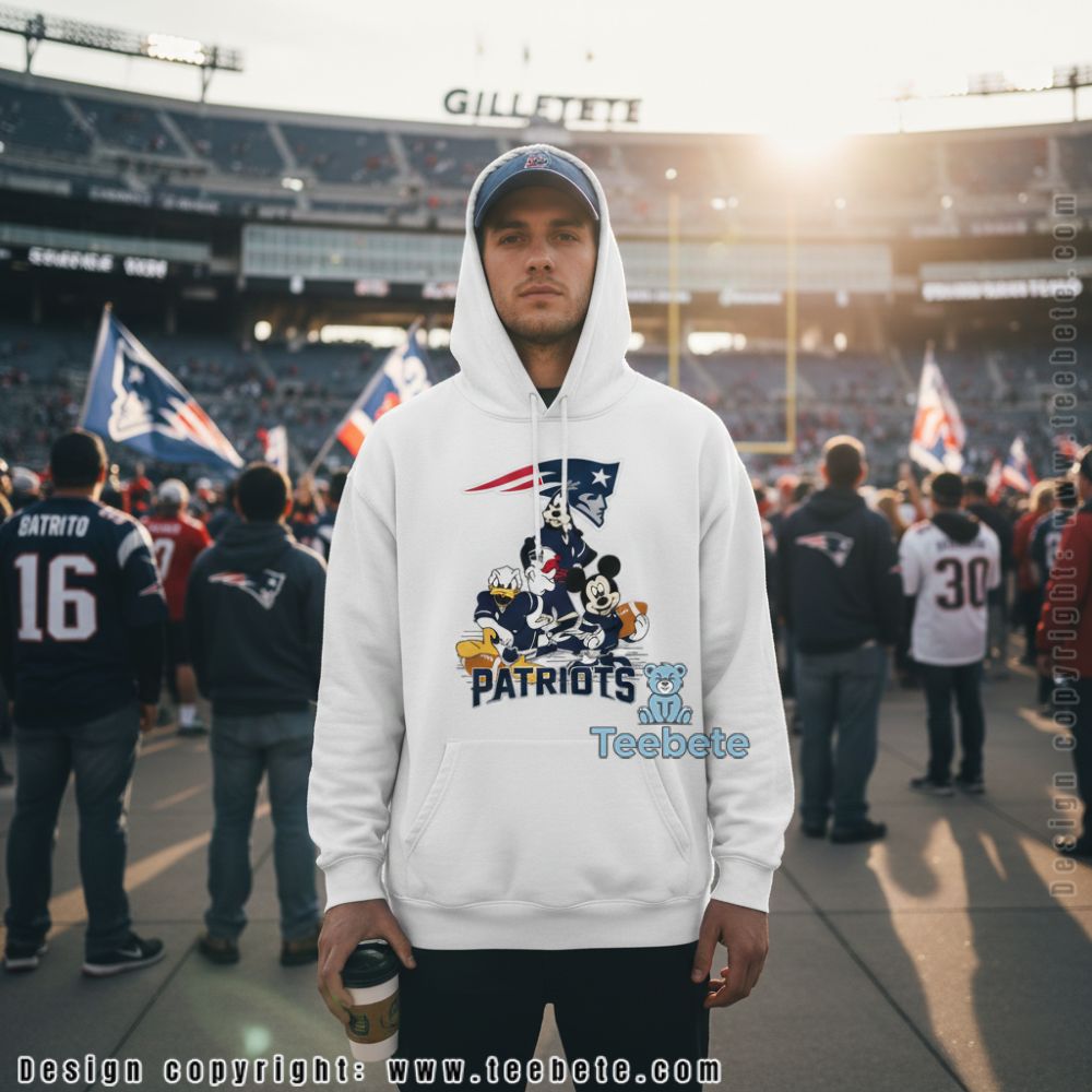 New England Patriots Mickey Mouse Donald Duck Goofy Hoodie For Disney Fan New England Patriots Mickey Mouse Donald Duck Goofy Hoodie For Disney Fan