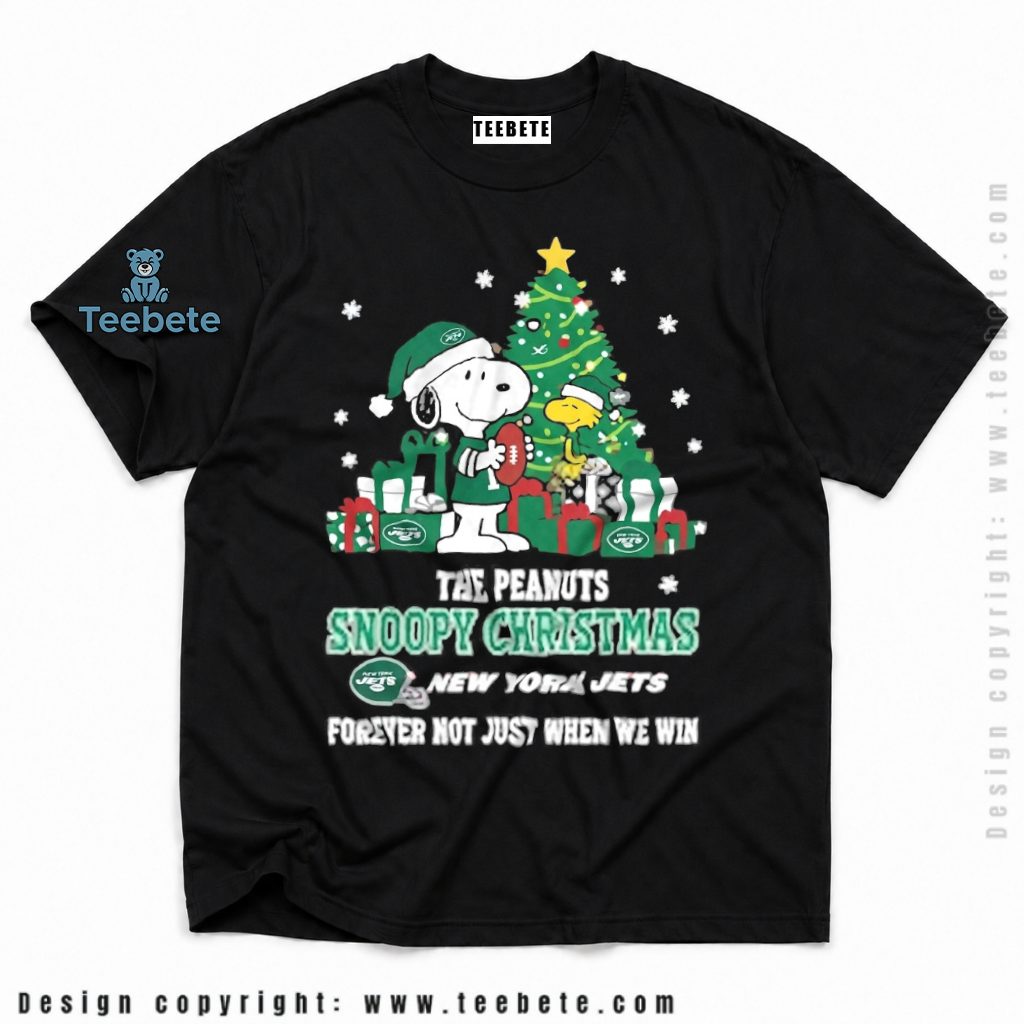 New York Jets Snoopy Forever Christmas Tree Shirt