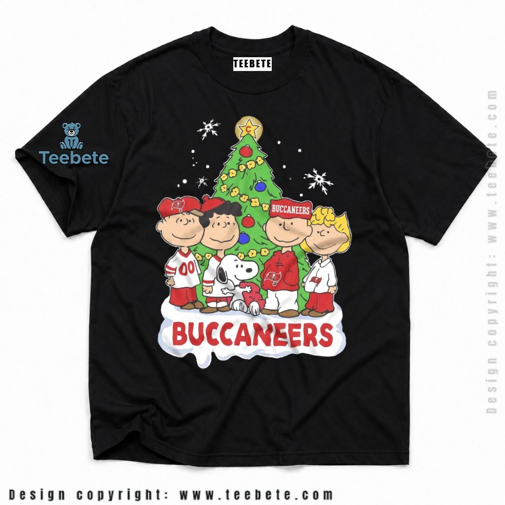 Tampa Bay Buccaneers Peanuts Gang Christmas Tree Shirt