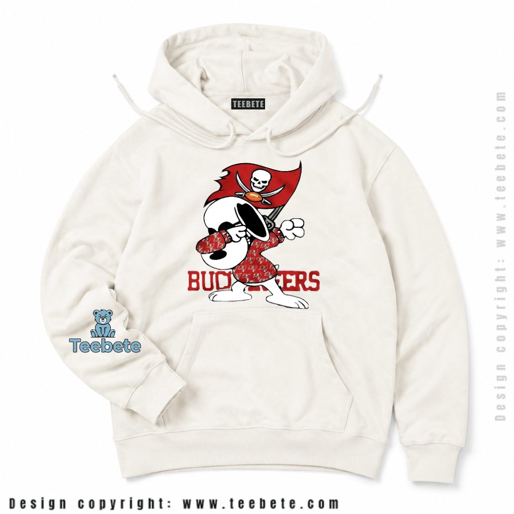 Tampa Bay Buccaneers Snoopy Pattern Sweater Flag Hoodie Tampa Bay Buccaneers Snoopy Pattern Sweater Flag Hoodie