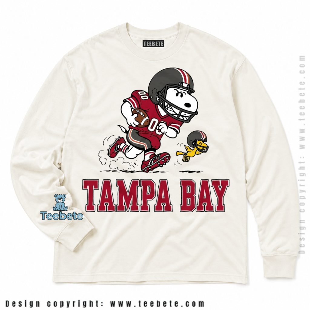 Tampa Bay Buccaneers Snoopy Running Woodstock Long Sleeve Tampa Bay Buccaneers Snoopy Running Woodstock Long Sleeve