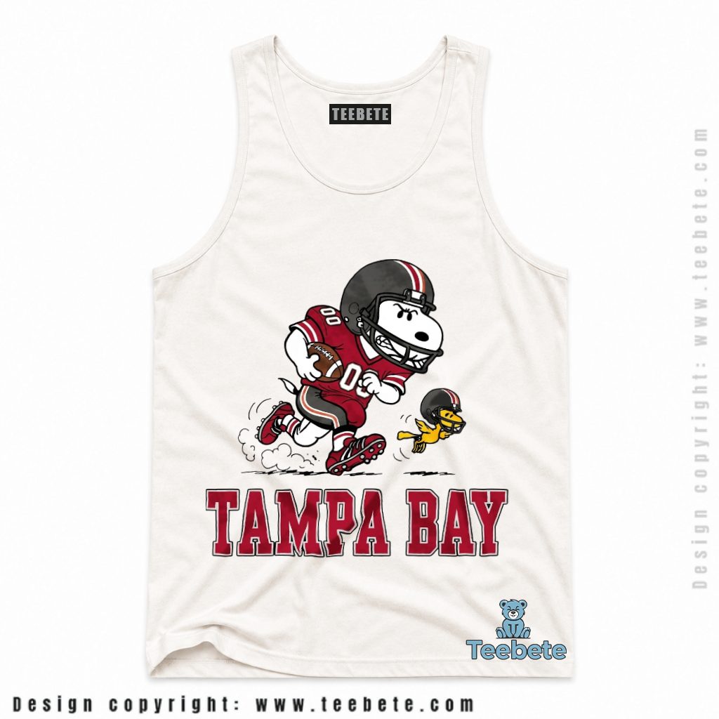 Tampa Bay Buccaneers Snoopy Running Woodstock Tanktop Tampa Bay Buccaneers Snoopy Running Woodstock Tanktop