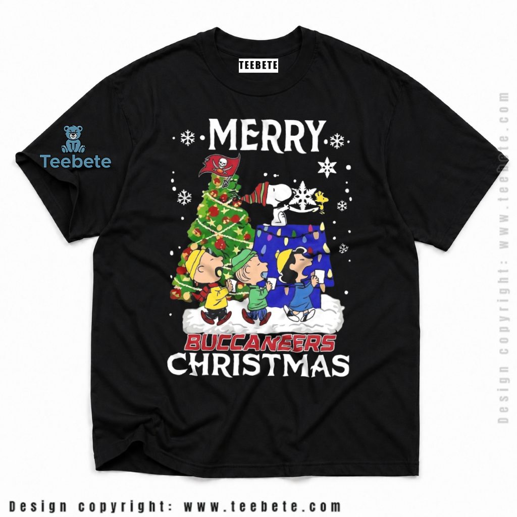 Tampa Bay Buccaneers Snoopy Woodstock Merry Christmas Shirt
